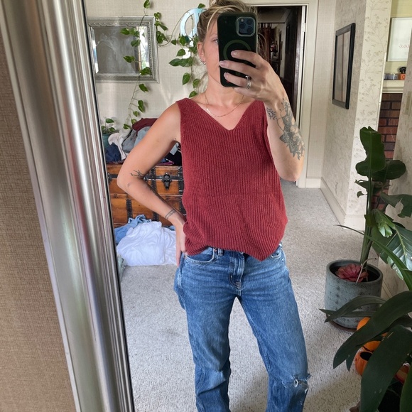 Rustic Knit Bohemian Tank Top - Picture 6 of 8